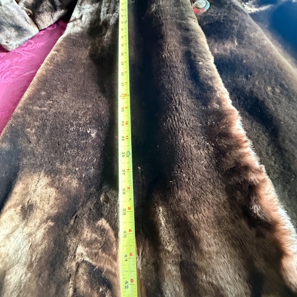 Vintage Hudson’s Bay sheared Beaver fur coat, long brown real fur 1960s to 70s m - Picture 9 of 13